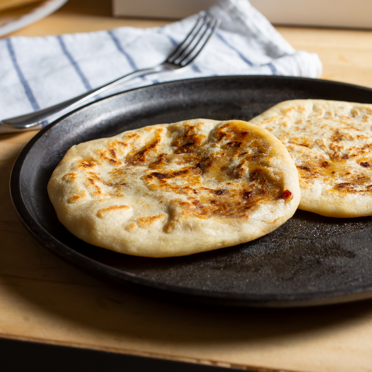 Cheese & Chicharron Pupusas – 5 Pieces